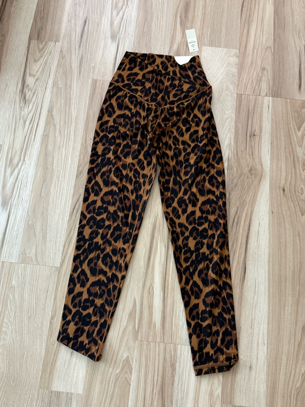 Aerie leopard crossover leggings small short new with tags